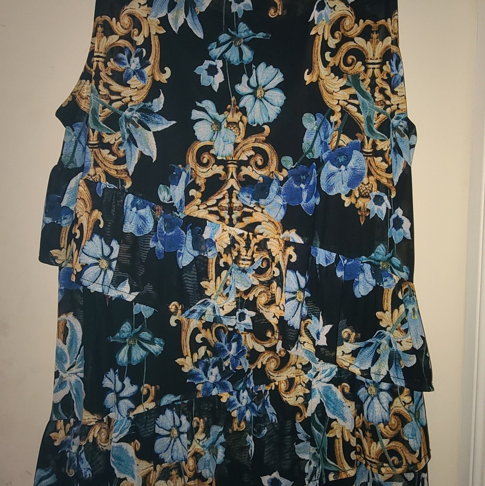 Thalia sodi XL asymmetric top